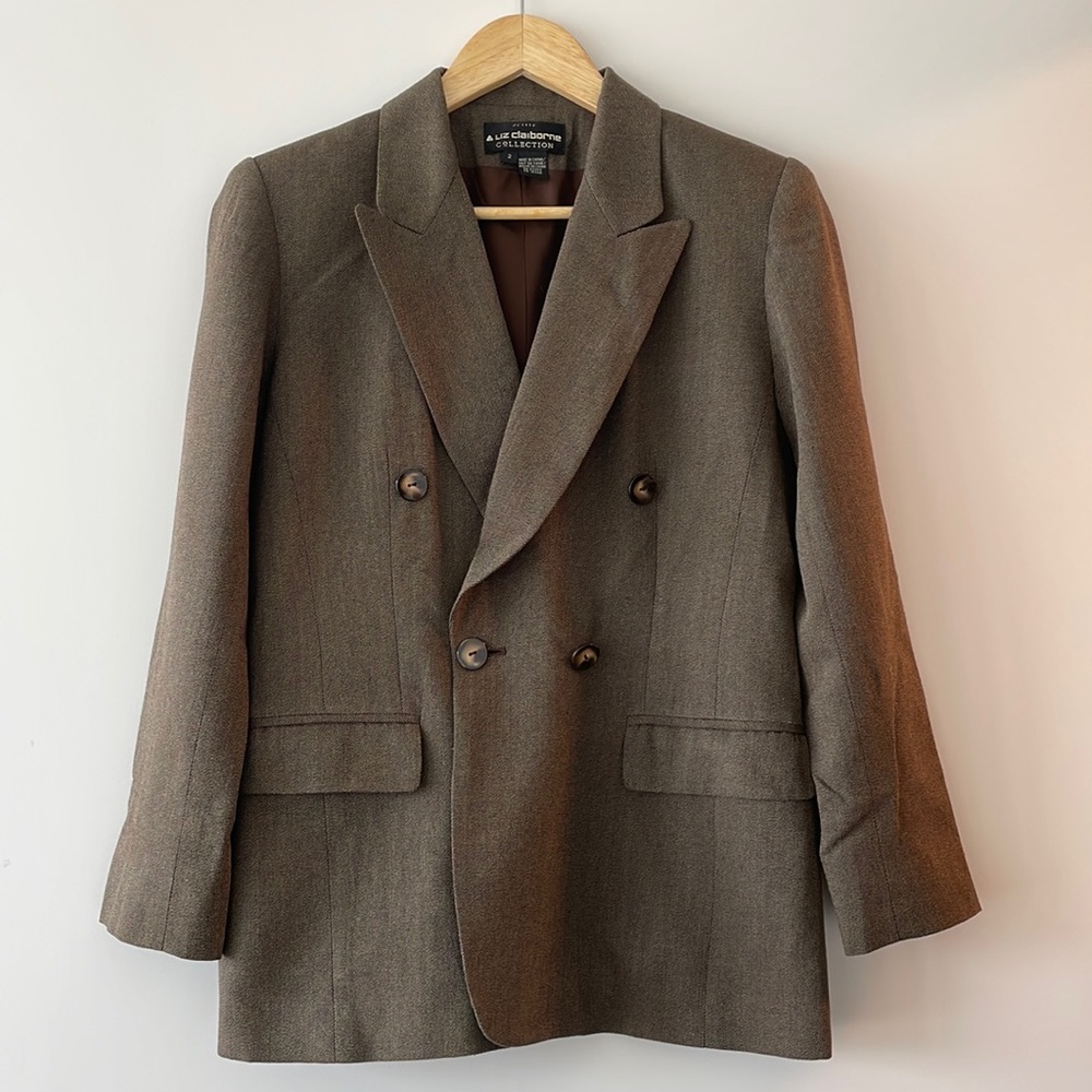 Vintage Brown Liz Claiborne blazer with shoulder pads - petite size 2